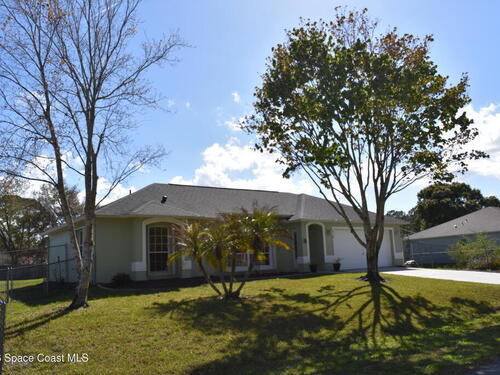 938 Commerce Road SE, Palm Bay, FL 32909