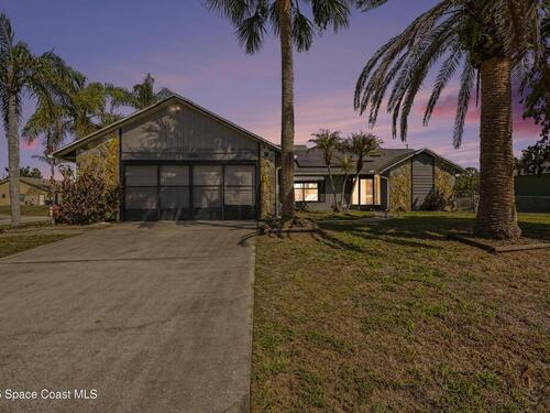 1895 Gallivan Street NW, Palm Bay, FL 32907