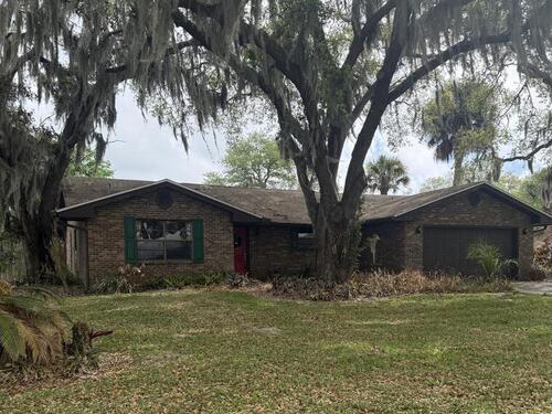 1833 Oakwood Trail, Melbourne, FL 32934