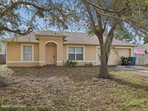 482 Borraclough Avenue, Palm Bay, FL 32907