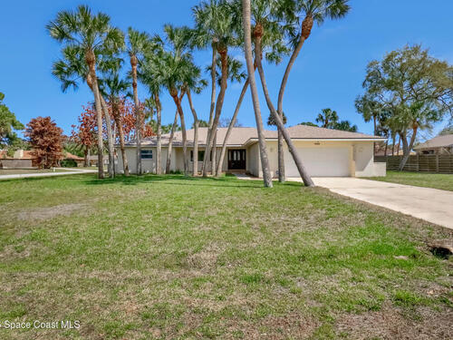 939 Peach Avenue NE, Palm Bay, FL 32907