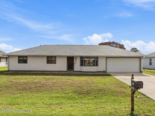 341 Harvey Avenue NE, Palm Bay, FL 32907