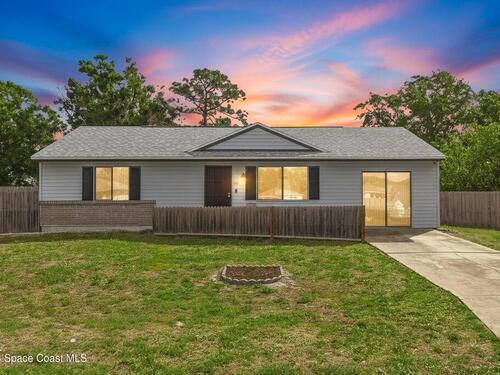 1111 Grapefruit Road SE, Palm Bay, FL 32909