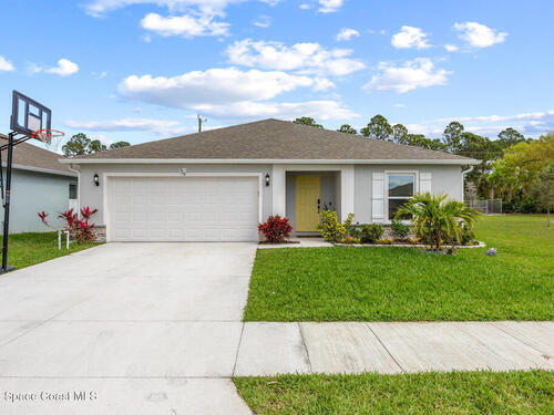324 Alminar Avenue SE, Palm Bay, FL 32909