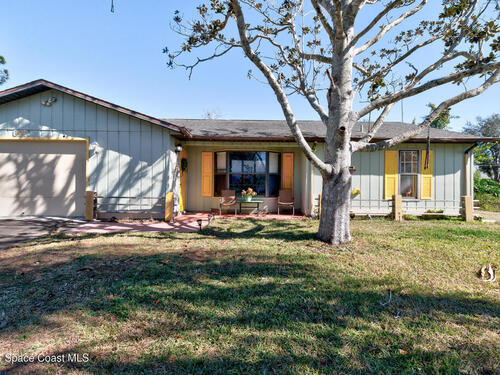 397 Warren Street, Sebastian, FL 32958