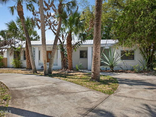 7486 Livingstone Lane, Melbourne, FL 32904