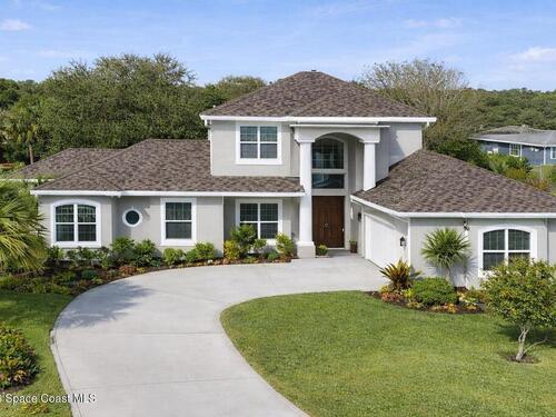 914 Sierra Place NE, Palm Bay, FL 32907