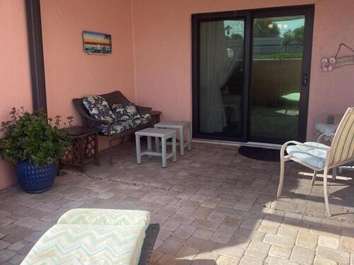 748 S Orlando Avenue, Cocoa Beach, FL 32931