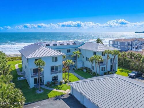 1321 S Miramar Avenue, Indialantic, FL 32903