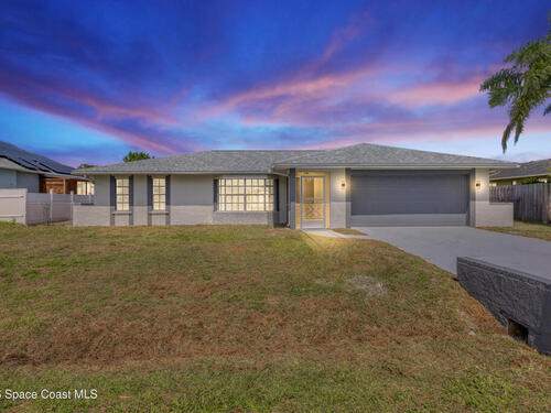 999 Castile Road SE, Palm Bay, FL 32909