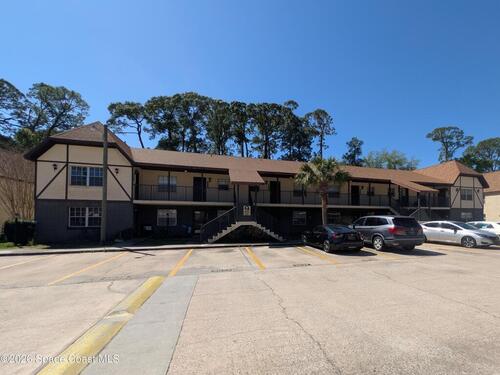 3039 Sir Hamilton Circle, Titusville, FL 32780