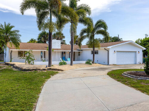 425 Tenth Avenue, Indialantic, FL 32903