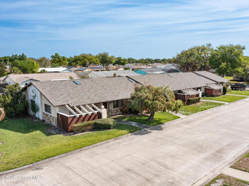 2106 Foxwood Drive, Melbourne, FL 32935