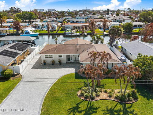 107 La Riviere Road, Cocoa Beach, FL 32931