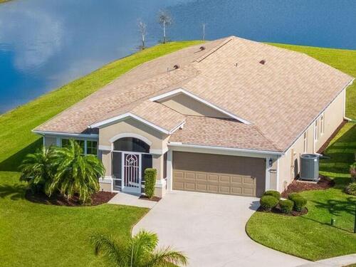 1303 Hubbard Court SE, Palm Bay, FL 32909