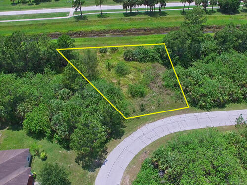 397 Cherry Tree Circle NW, Palm Bay, FL 32907