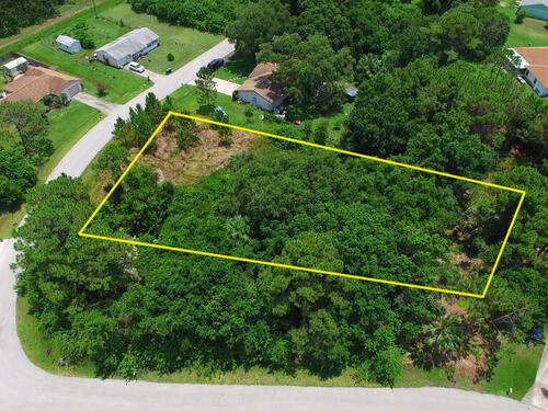 1102 Johnston Road SE, Palm Bay, FL 32909