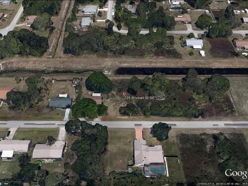 725 Brickell Street SE, Palm Bay, FL 32909