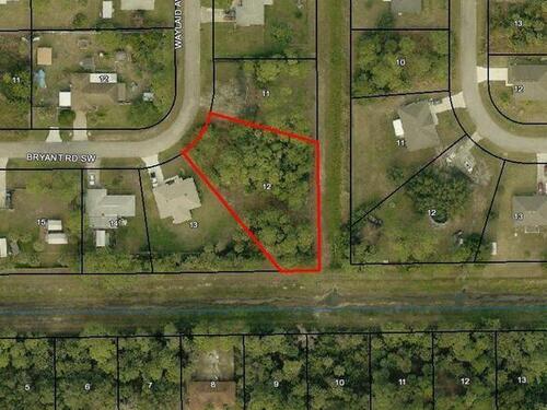 597 Waylaid Avenue SW, Palm Bay, FL 32908