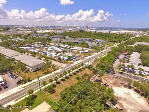 8810 N Atlantic Avenue, Cape Canaveral, FL 32920