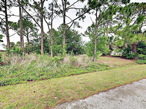 283 Aladdin Street NE, Palm Bay, FL 32907