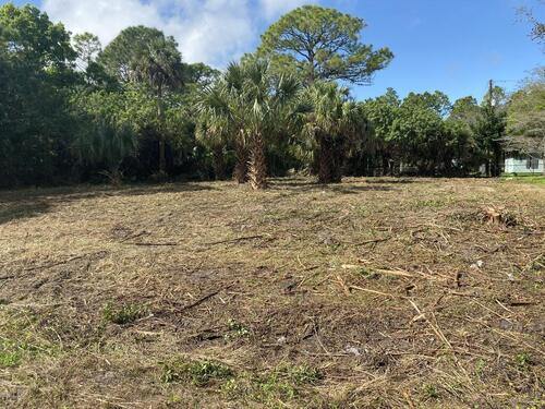 1493 Hayworth Circle NW, Palm Bay, FL 32907