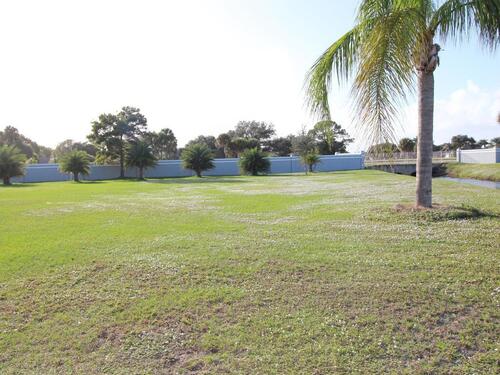 1886 Freedom Drive, Melbourne, FL 32940