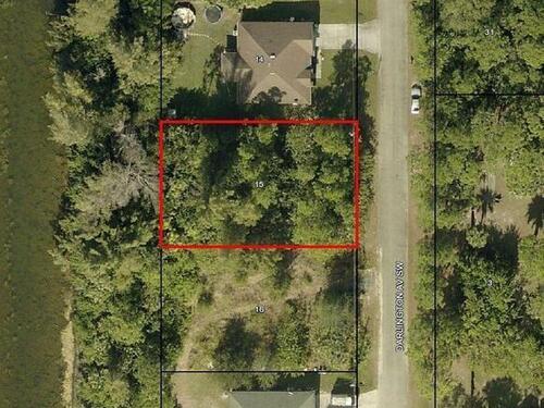 688 Darlington Avenue SW, Palm Bay, FL 32908