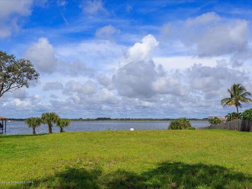 1585 Newfound Harbor Drive, Merritt Island, FL 32952