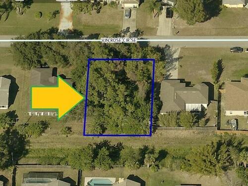 380 Vin Rose Circle SE, Palm Bay, FL 32909