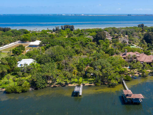 6555 S Tropical Trail, Merritt Island, FL 32952