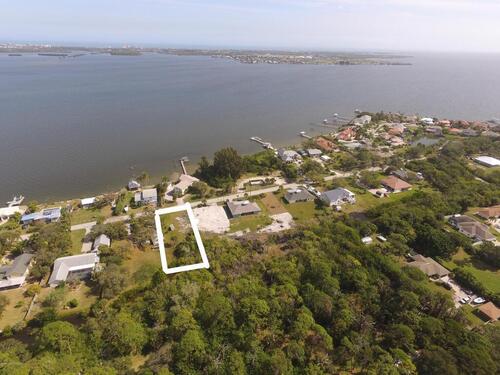 1745 S Banana River Drive, Merritt Island, FL 32952