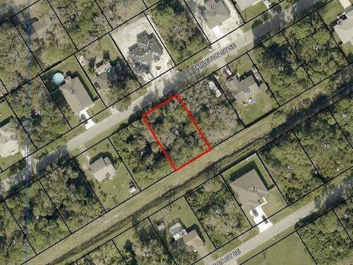 1158 Tarleton Street SE, Palm Bay, FL 32909