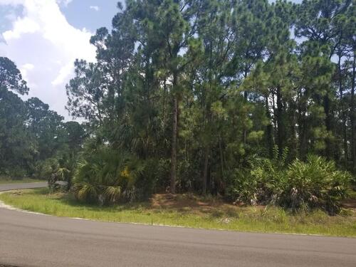 429 SW Sayre Road SW, Palm Bay, FL 32908