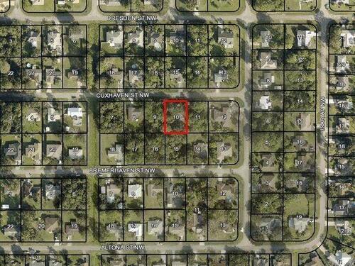 636 Cuxhaven Street NW, Palm Bay, FL 32907