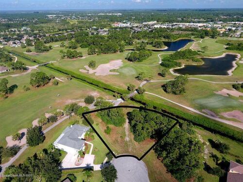 801 Yellow Wood Court SE, Palm Bay, FL 32909