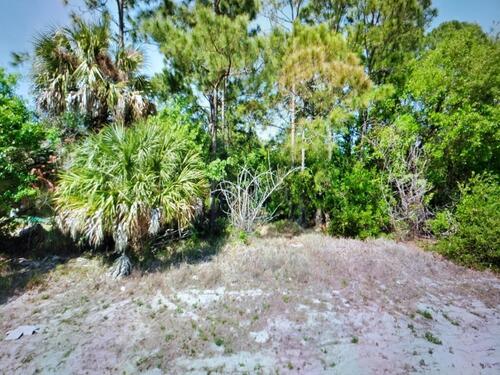 454 Bridgeport Avenue NW, Palm Bay, FL 32907