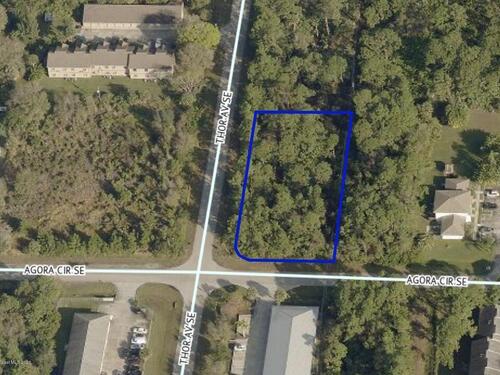 1801 Agora Circle SE, Palm Bay, FL 32909