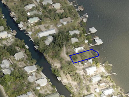 16 Vip Island, Grant-Valkaria, FL 32949