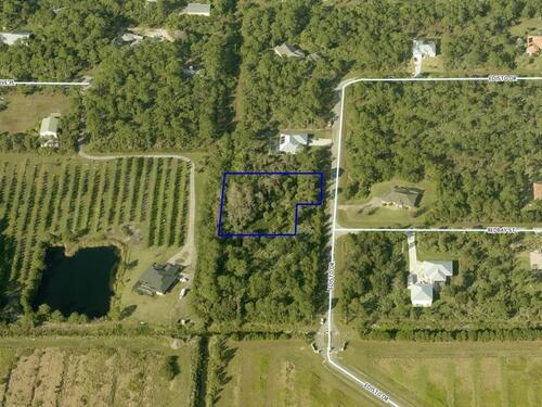 4010 Edisto Drive, Grant-Valkaria, FL 32949