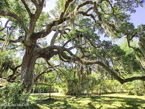 122 Oak Lane, Cape Canaveral, FL 32920