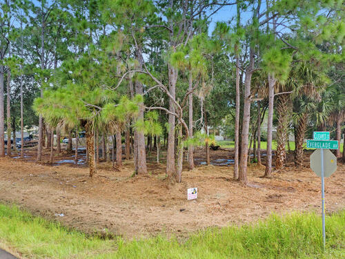 827 Everglade Avenue SE, Palm Bay, FL 32909