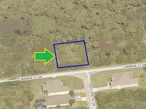 277 Lamarque Street SW, Palm Bay, FL 32908