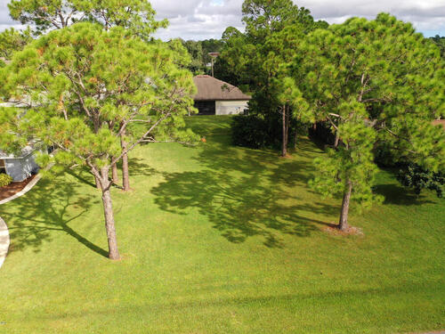 1781 Lambton Street NW, Palm Bay, FL 32907