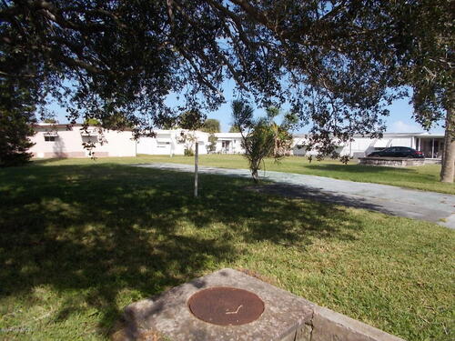 851 Laurel Circle, Barefoot Bay, FL 32976