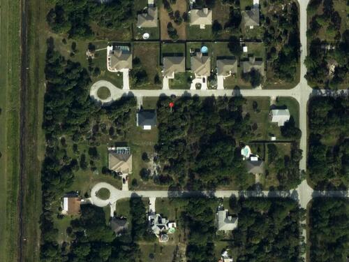 1866 NW Cajeput Court NW, Palm Bay, FL 32907