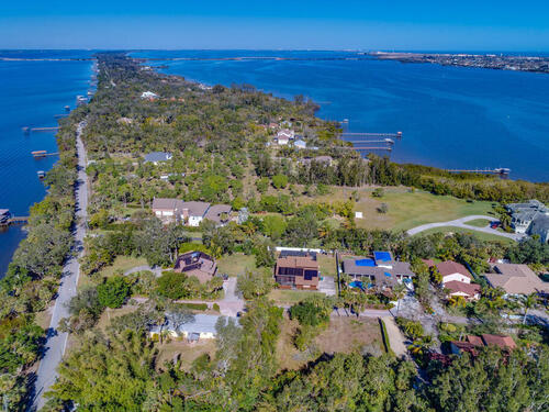 3 Stockton Drive, Merritt Island, FL 32952