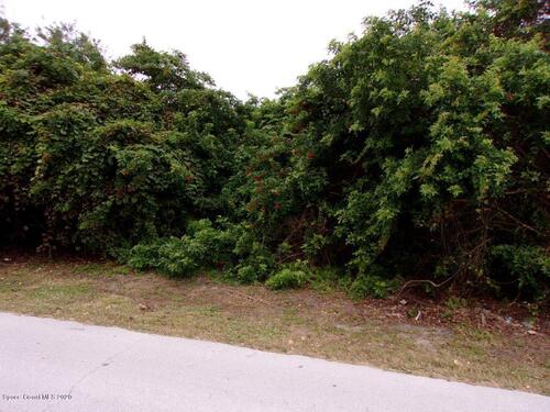 Seventh Avenue, Indialantic, FL 32903