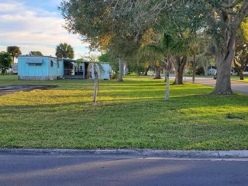 893 Pecan Circle, Barefoot Bay, FL 32976