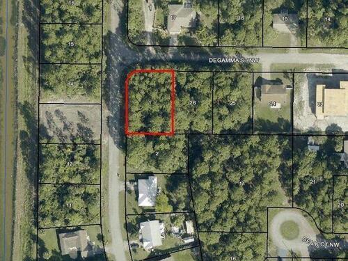 1598 Degamma (Corner Of Seeley) Street NW, Palm Bay, FL 32907